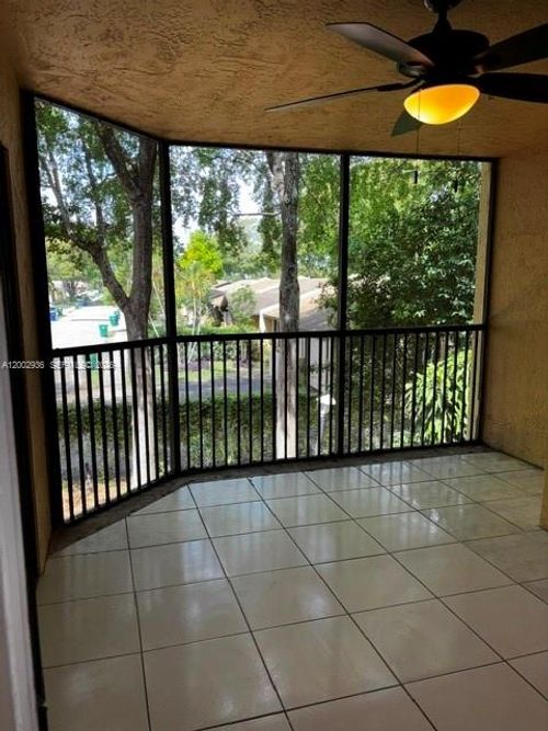 208-3410 Foxcroft Rd, Miramar, FL, 33025-4156 | Card Image