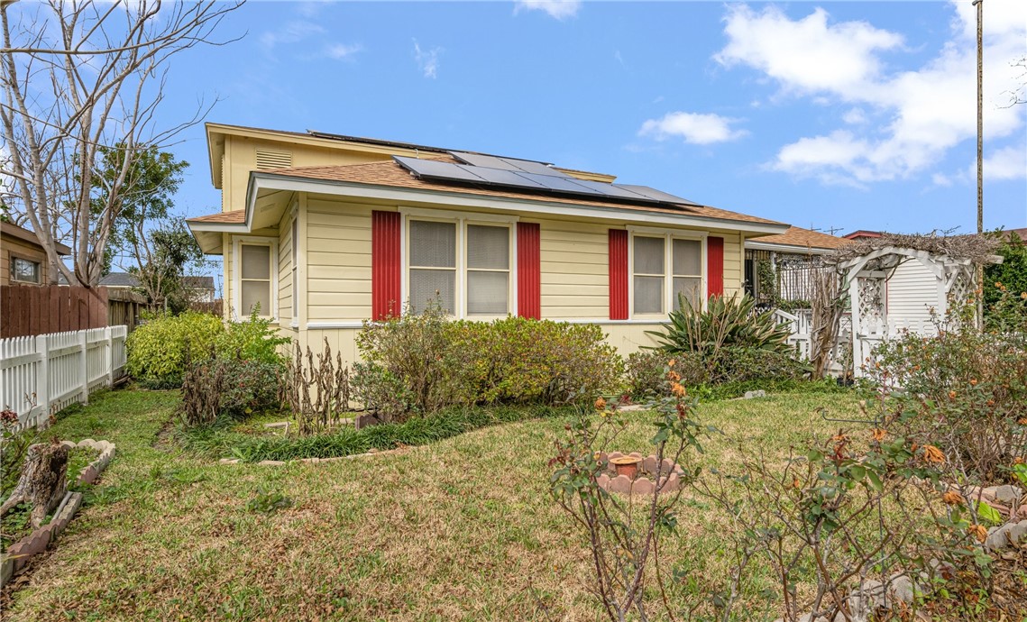 Verner Dr, Corpus Christi, TX 78415