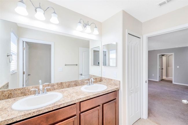 20209 Merry Oak Ave, House other with 6 bedrooms, 3 bathrooms and null parking in TAMPA FL | Image 33