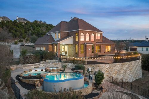 2702 Lakehurst Rd, Spicewood, TX, 78669-6888 | Card Image