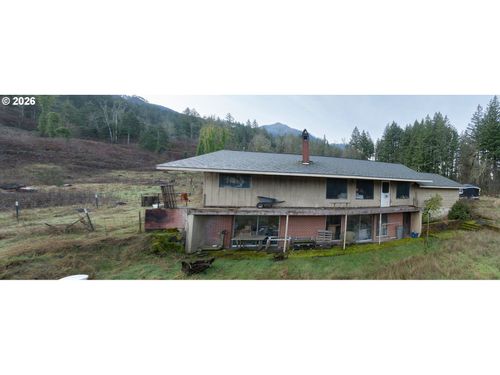 820 Se Frontage Rd, Cascade Locks, OR, 97014-6680 | Card Image