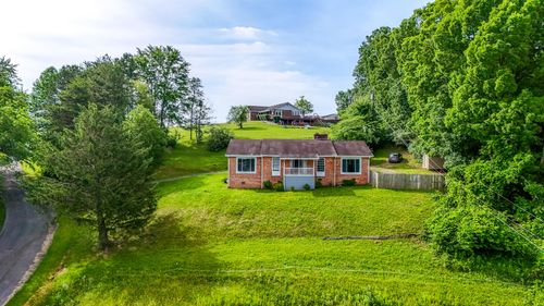 100 Mockingbird Hill Ln, Corbin, KY, 40701-6538 | Card Image