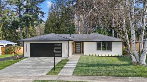 10210 163rd Ave Ne, Redmond, WA, 98052-3014 | Card Image