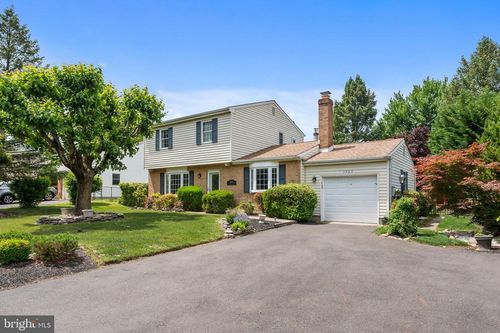 1463 Byberry Rd, BENSALEM, PA, 19020-3921 | Card Image