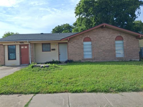 3205 Pacesetter Dr, Dallas, TX, 75241-5941 | Card Image
