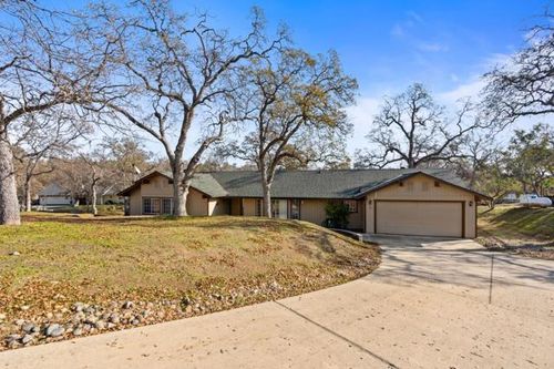 30159 Horseshoe Dr, Coarsegold, CA, 93614 | Card Image