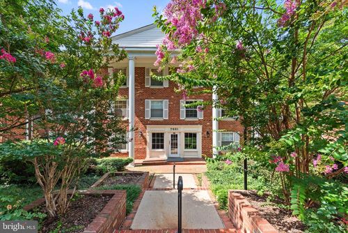 apt-301-7621 Provincial Dr, MCLEAN, VA, 22102-7623 | Card Image