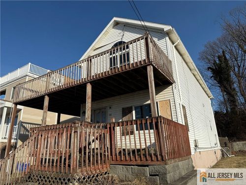 36 Cliffwood Way, South Amboy, NJ, 08879-2731 | Card Image