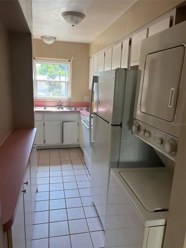 APT-13 - 621 W Indiana Ave, Condo with 2 bedrooms, 2 bathrooms and null parking in DELAND FL | Image 9