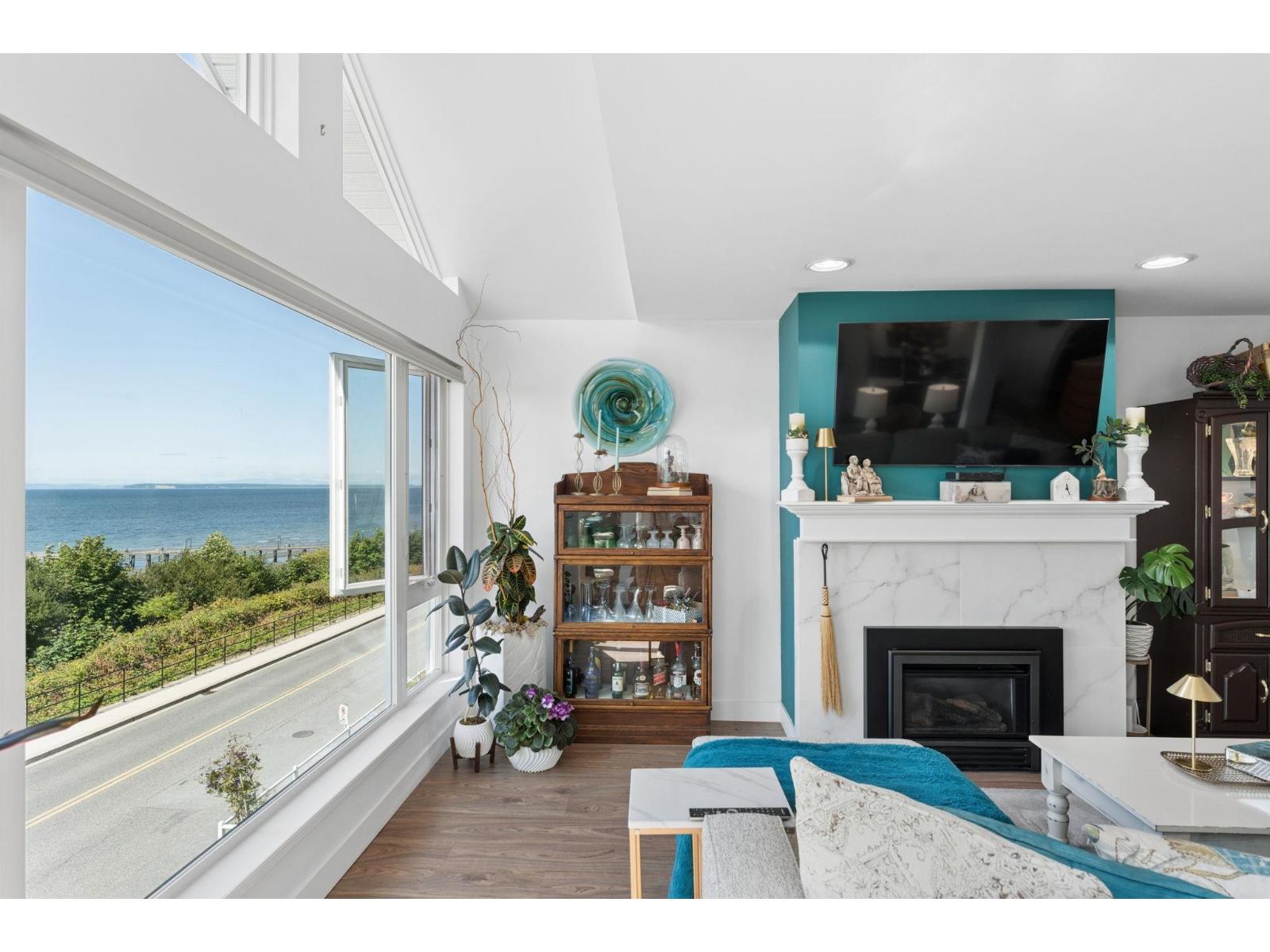 Residential in White Rock 4