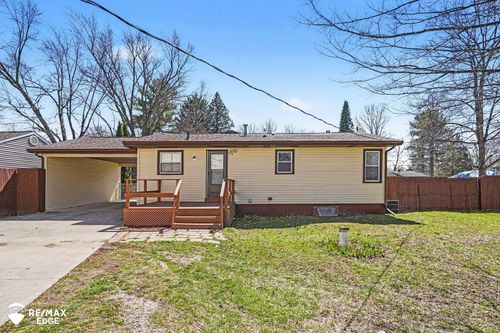 6175 Crabtree Ln, Burton, MI, 48519-1303 | Card Image