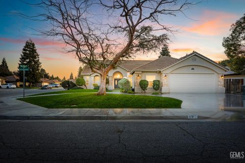 9317 Leslie Deann Ct, Bakersfield, CA, 93312 | Card Image
