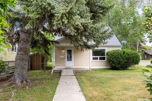 33 Merritt Cres, Regina, SK, S4T5Y1 | Card Image
