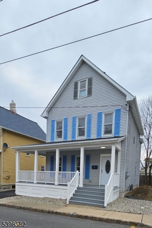 5 Jefferson St, Newton, NJ, 07860-2004 | Card Image