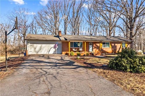 183 Jane Sowers Rd, Statesville, NC, 28625-8909 | Card Image