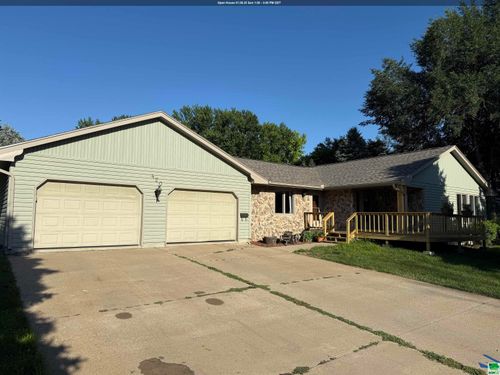 420 Cedar St, Sloan, IA, 51055-8088 | Card Image