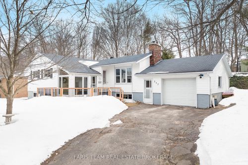 257 Church St, Penetanguishene, ON, L9M1G6 | Card Image