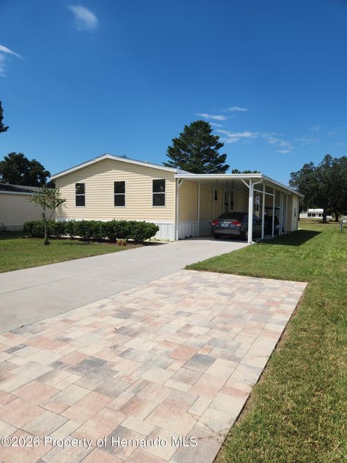 15461 Brookridge Blvd, BROOKSVILLE, FL, 34613-5002 | Card Image