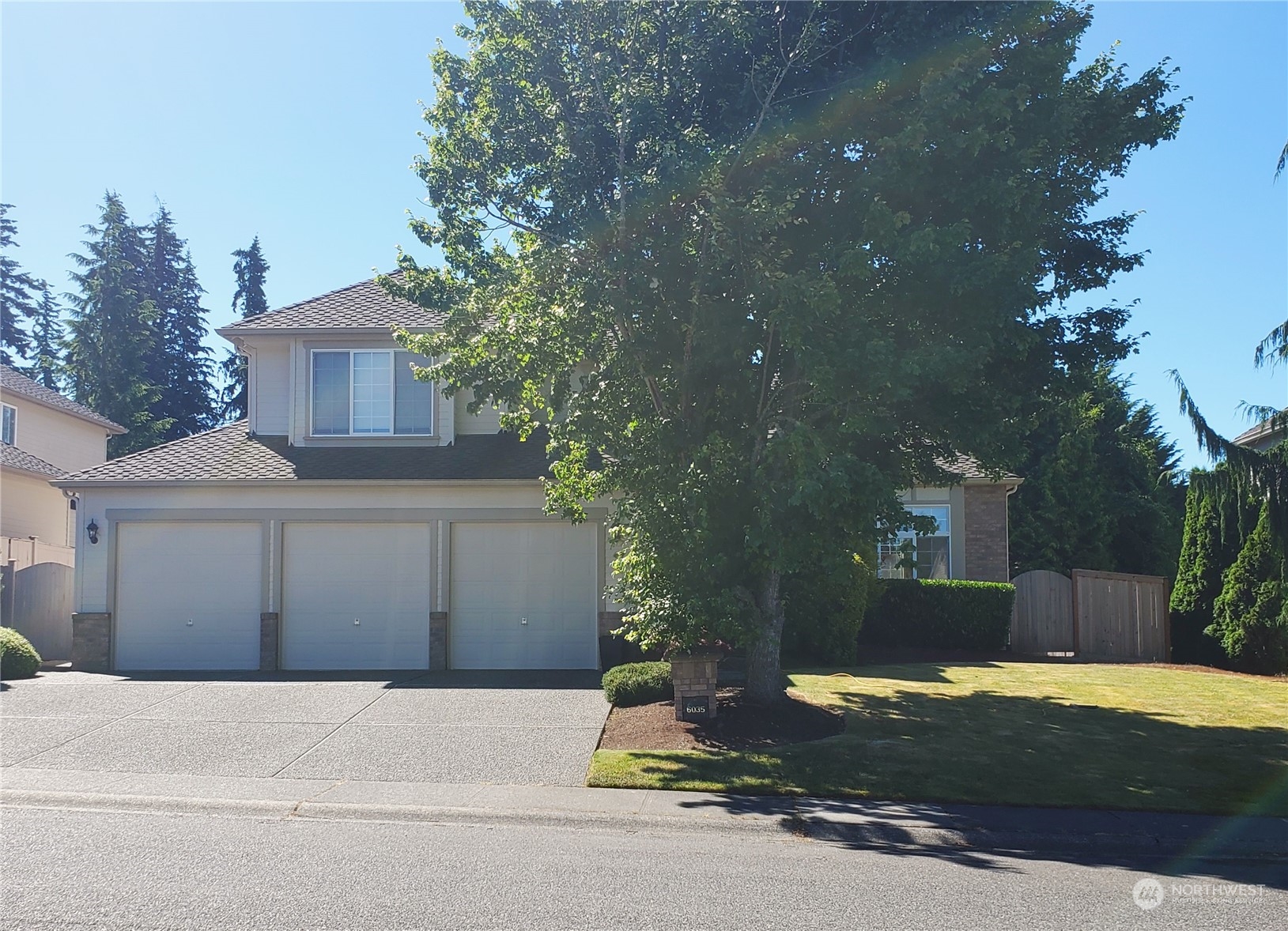 Clubhouse Ln, Mukilteo, WA 98275