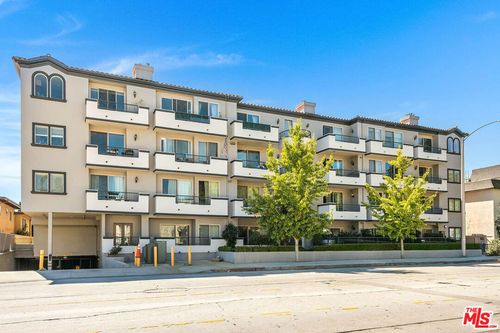 406-11218 Camarillo St, Toluca Lake, CA, 91602-1602 | Card Image