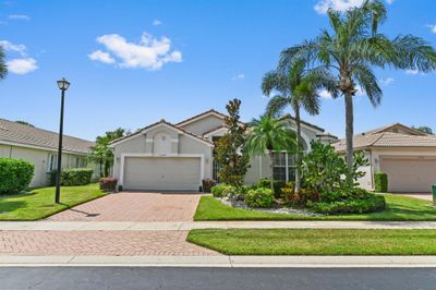 10378 E Utopia Circle, House other with 3 bedrooms, 2 bathrooms and null parking in Boynton Beach FL | Image 1