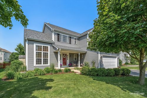 39W382 W Mallory Dr, Geneva, IL, 60134-4904 | Card Image