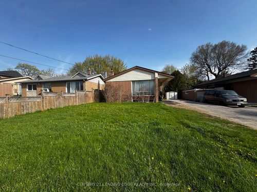 409 Paliser Cres S, Richmond Hill, ON, L4C1S2 | Card Image