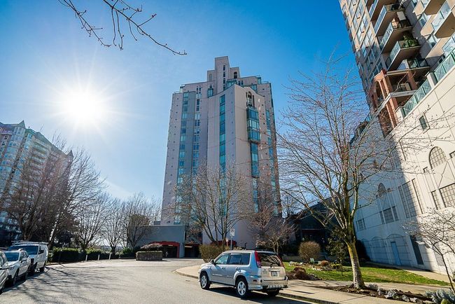 506 - 8 Laguna Court, Condo with 2 bedrooms, 2 bathrooms and 1 parking in New Westminster BC | Image 1