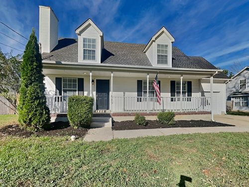 689 Hollandale Rd, La Vergne, TN, 37086-2039 | Card Image