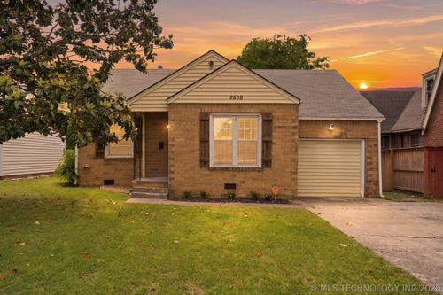 2508 E 3rd St, Tulsa, OK, 74104-1912 | Card Image