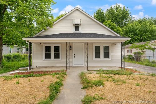 180 Broadway St, Austin, IN, 47102-1720 | Card Image