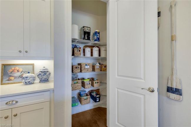 UNIT-203 - 8776 Bellano Ct, Condo with 3 bedrooms, 3 bathrooms and 1 parking in Naples FL | Image 16