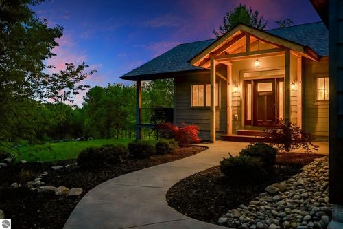 4478 Horseshoe Path, Bellaire, MI, 49615 | Card Image