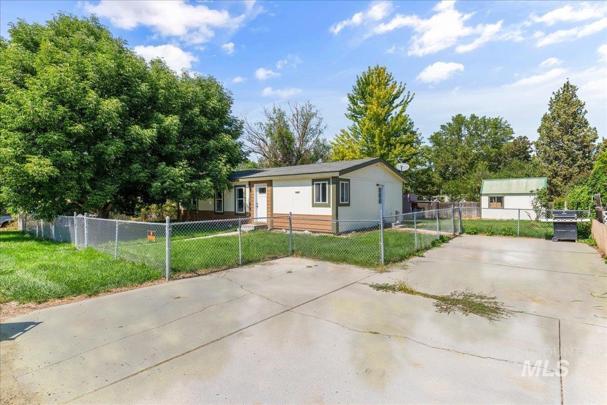 Sunburst Dr, Caldwell, ID 83607
