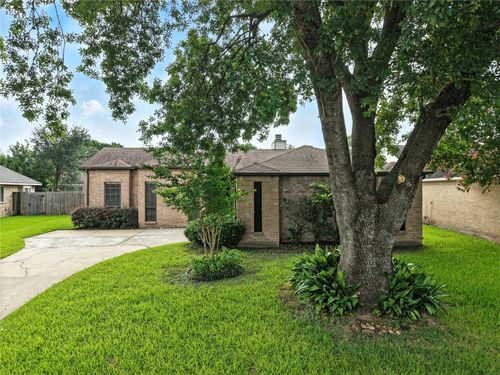2011 Echo Rdg, Sugar Land, TX, 77478-4342 | Card Image