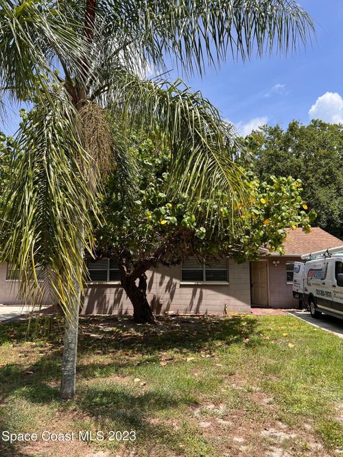 118 Olive St, Cocoa, FL, 32922-7558 | Card Image