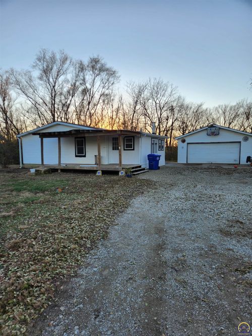 10611 U4 Rd, Hoyt, KS, 66440 | Card Image