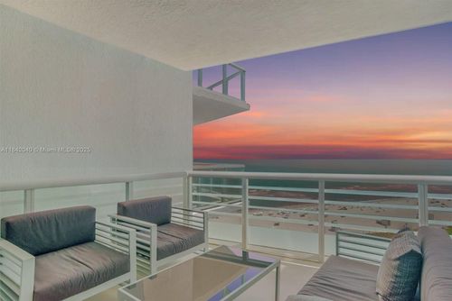 1104-3801 Collins Ave, Miami Beach, FL, 33140-3705 | Card Image