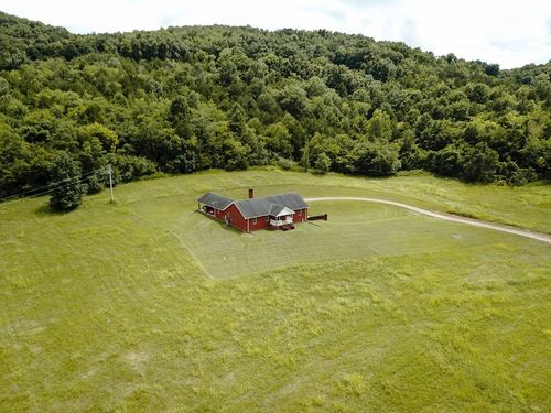 115 Thompson Hollow Rd, Carthage, TN, 37030-6058 | Card Image