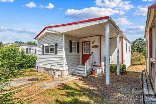 315 Mallard Loop, Waynesville, NC, 28785-9359 | Card Image