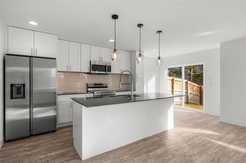 5282 Columbine Ln, Denver, CO, 80221-1329 | Card Image