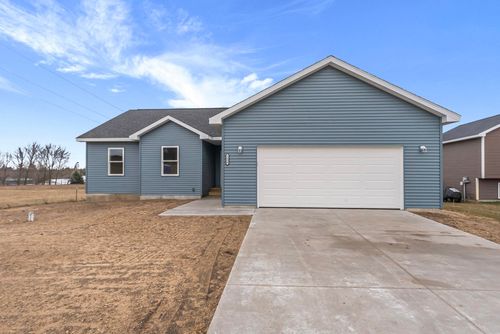 5436 Revella Ln, Grawn, MI, 49637-8709 | Card Image