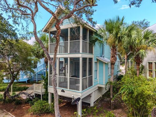 325 Lisette Ln Ne, Steinhatchee, FL, 32359 | Card Image