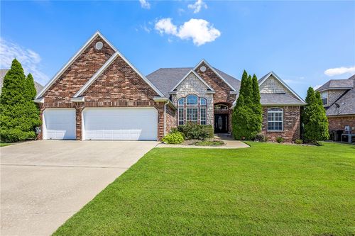 5093 S Strathmore Station Dr, Rogers, AR, 72758-1417 | Card Image