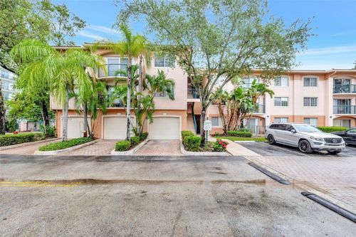 apt-302-2009 Se 10th Ave, Fort Lauderdale, FL, 33316-4513 | Card Image