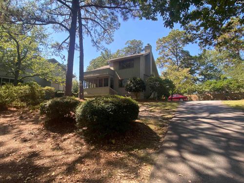 96 Ligustrum Ln, Columbia, SC, 29209-4211 | Card Image