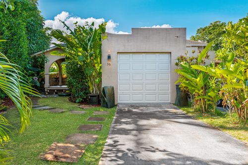 36 Hoku Pl, Paia, HI, 96779-8122 | Card Image