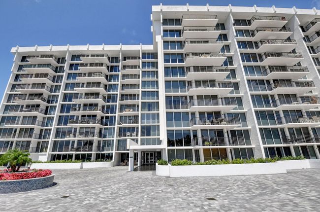 PH10 - 4750 S Ocean Blvd, Condo with 2 bedrooms, 2 bathrooms and null parking in Highland Beach FL | Image 35