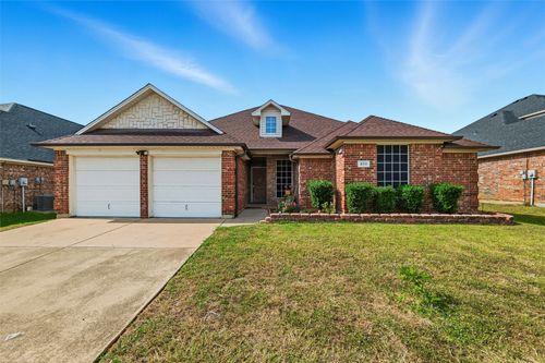 2711 Lake Way Dr, Grand Prairie, TX, 75052-8793 | Card Image