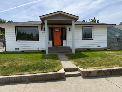 815 Ellen Ave, Prosser, WA, 99350-1211 | Card Image